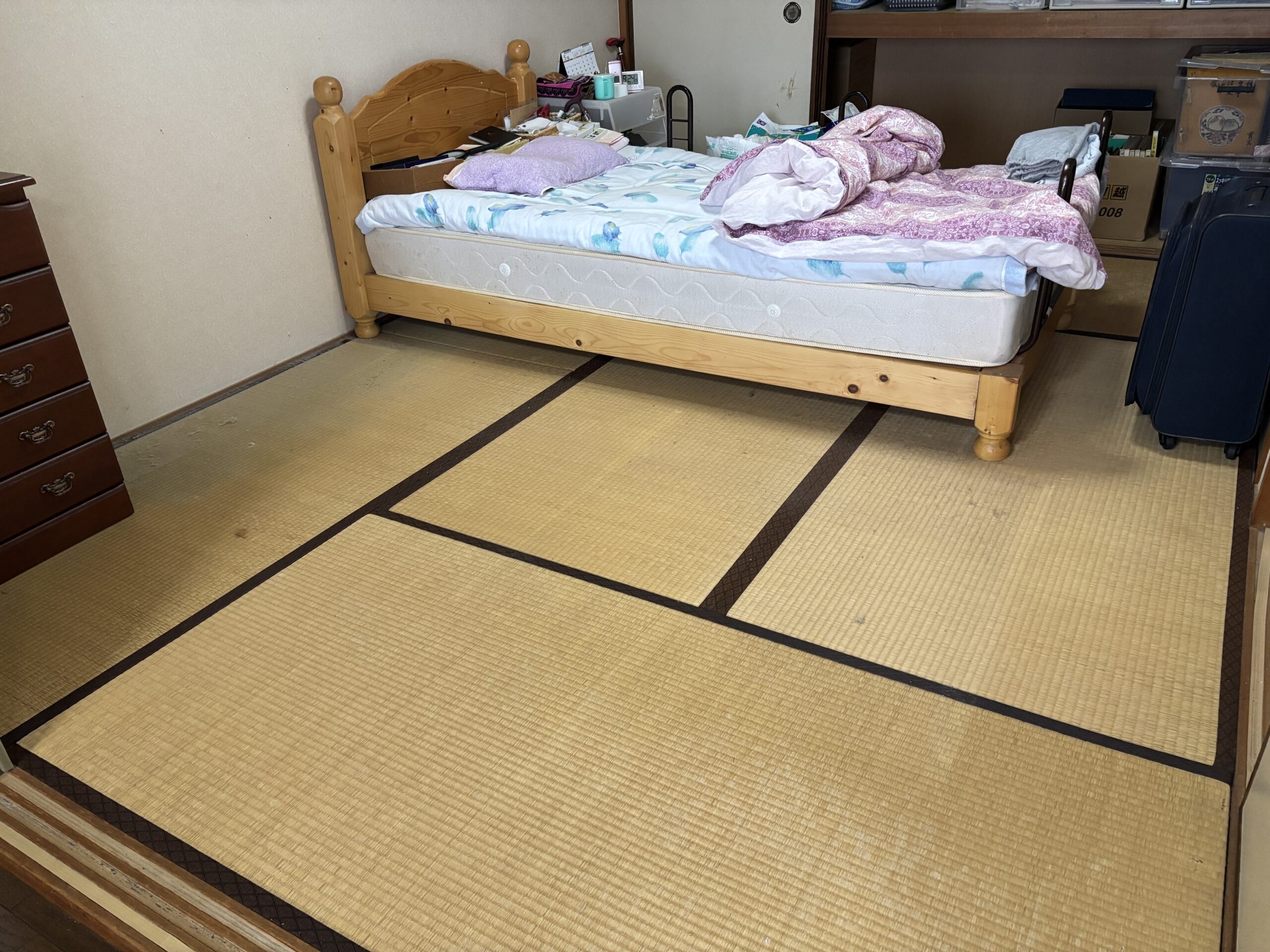 【明石市二見町Ｎ様】不用品（ベッド・籐椅子・木箱）回収の回収事例