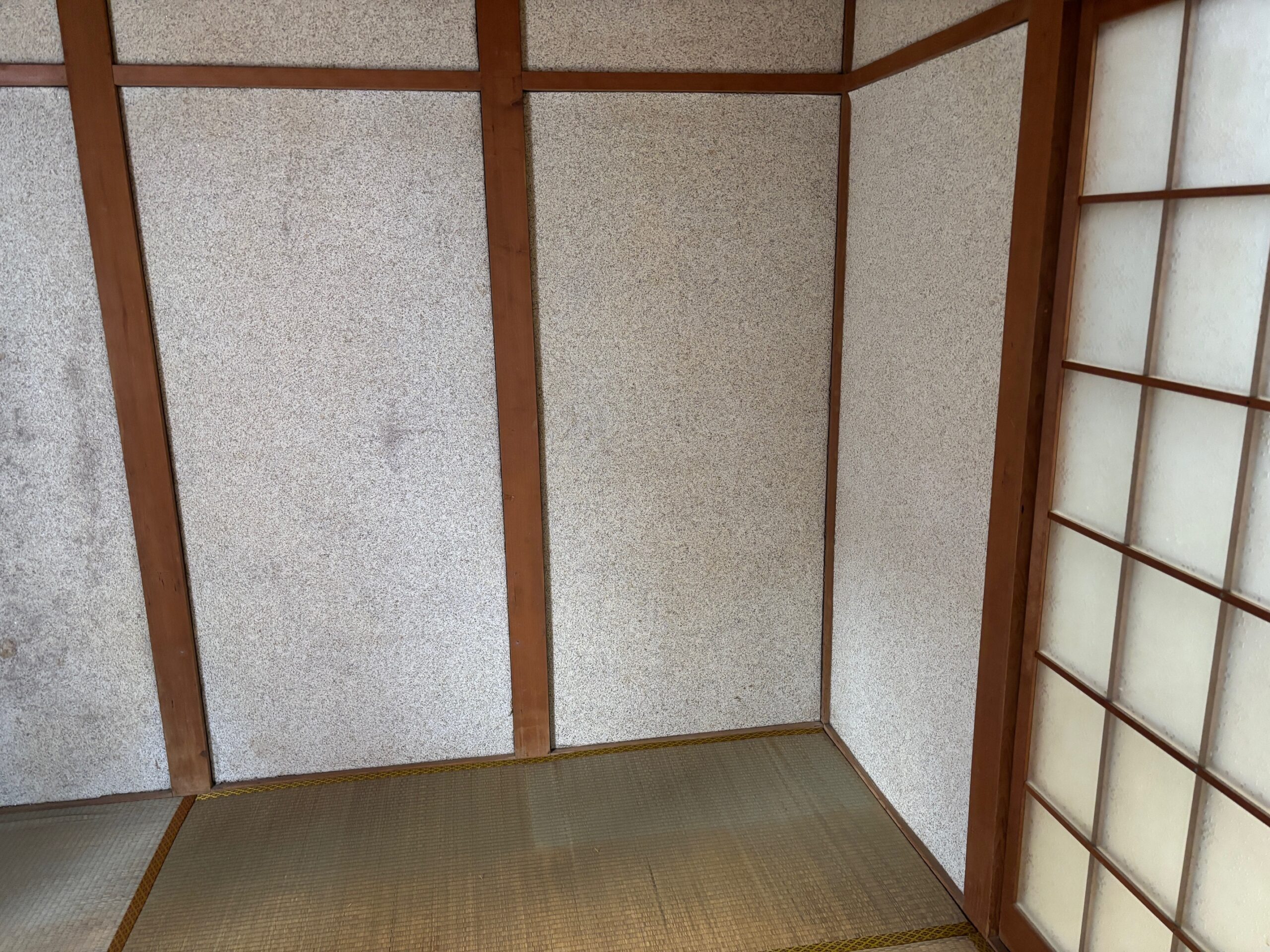 【明石市松の内Ｙ様】不用品（スチールラック・本棚など）回収の回収事例