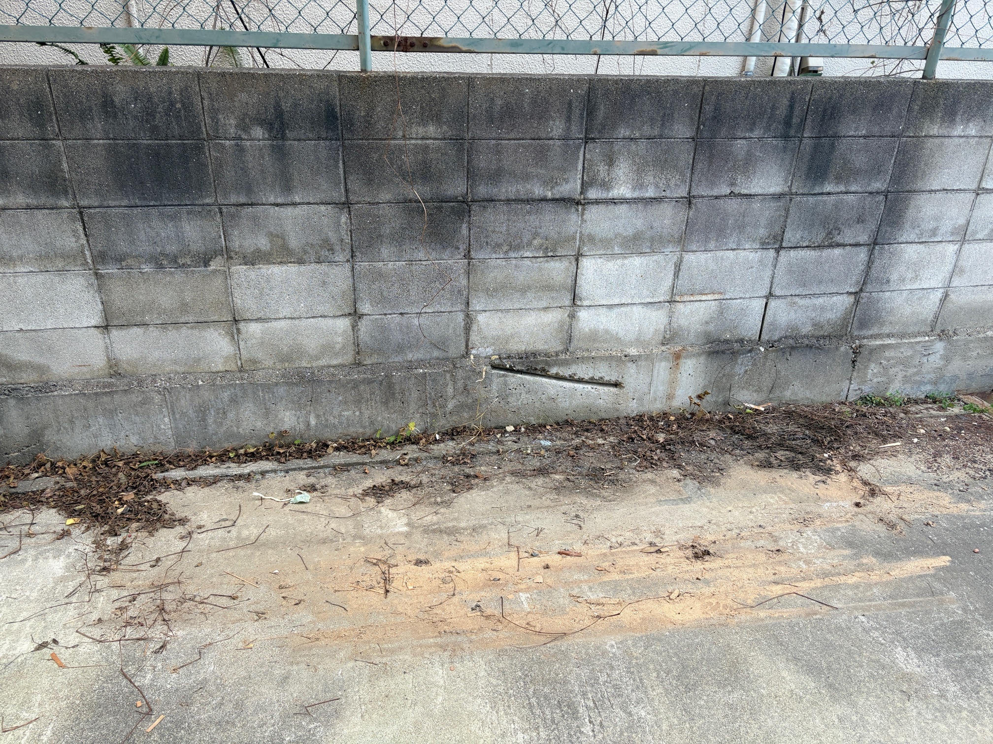 【明石市大久保町Ａ様】不用品（木くず・石膏ボードなど）回収の回収事例