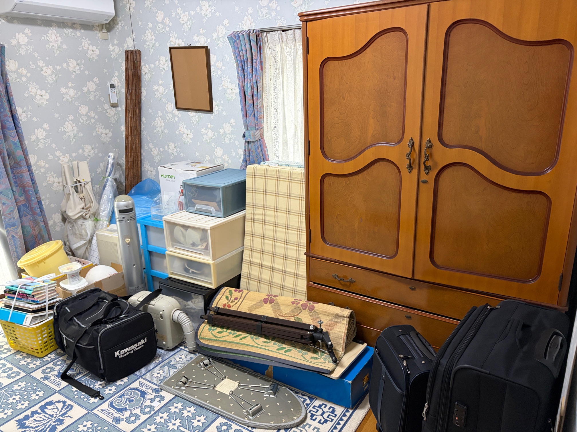 【明石市魚住町Ｈ様】不用品（タンス・布団類など）回収の回収事例