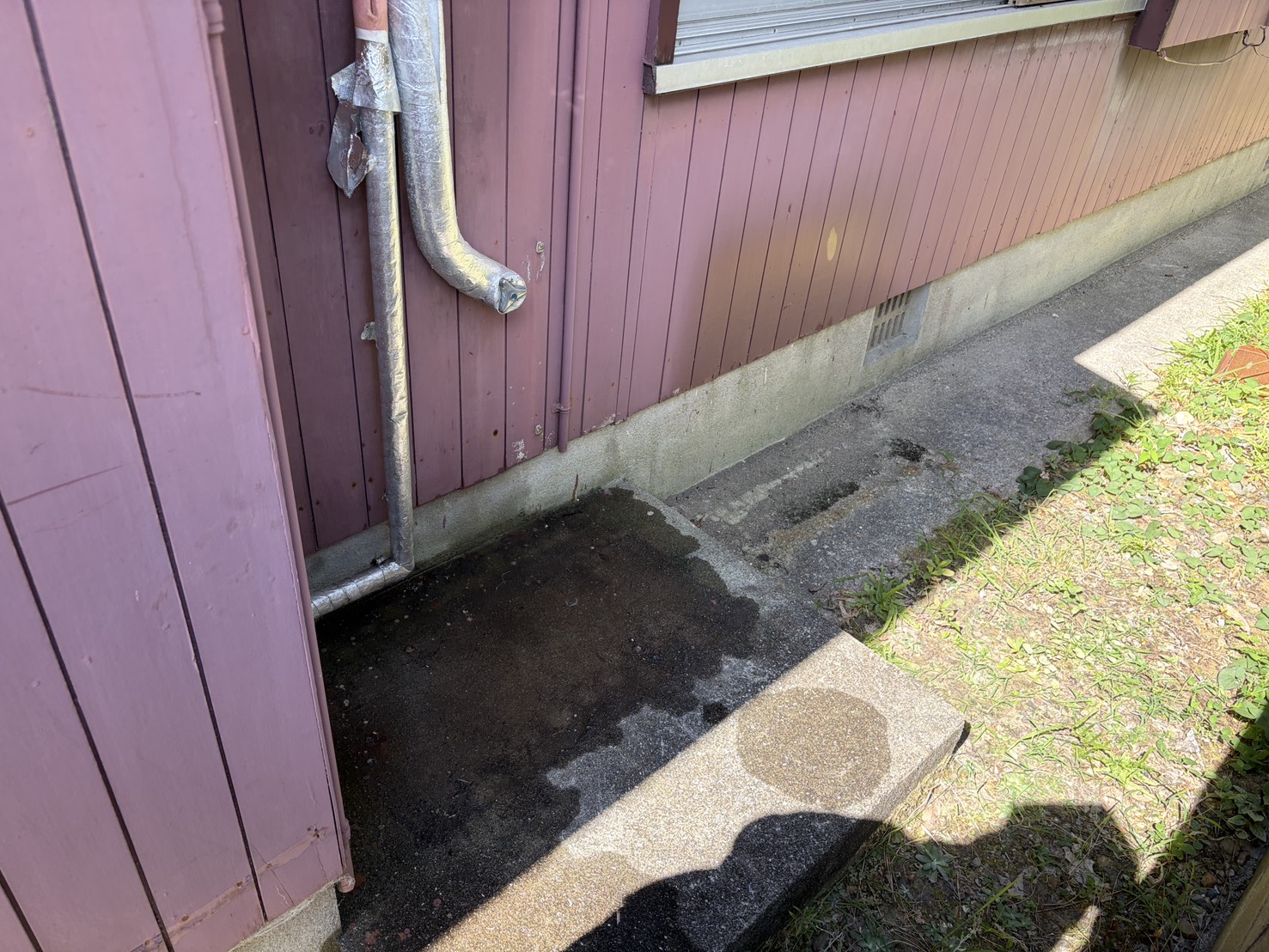 【明石市大久保町Ｙ様】不用品（湯沸かし器・灯油ポリタンク）回収の回収事例